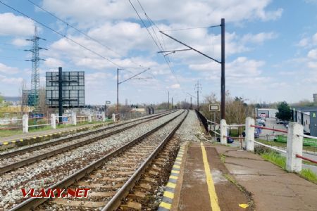 Zatávka a trať do Trnavy; 4.4.2022 © Mário Rozatovský