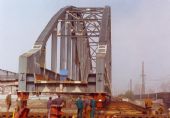 Priečne nasúvanie mostnej konštrukcie, 23.4.1998, © Peter Bado