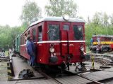 13.05.2006 - Lužná u Rak.: motorový vůz M 131.1130 od zvláštního vlaku z Děčína na točně © PhDr. Zbyněk Zlinský
