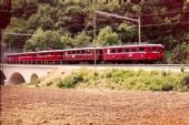30.05.1998 - úsek Brno - Bílovice nad Svitavou: víkendový vlak ve složení M 131.1448 + BDlm 6-2123 + Blm 4-6564 + BDlm *** + M 131.1463 (sken) © Milan Vojtek