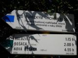 10.8.2010 Trenč. Bohuslavice: Turistické značenie na stanici © Bc. Matej Palkovič