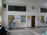 17.06.2008-Daugavpils, vestibul, kúpiť či nekúpiť miestenky? © Albert Karas