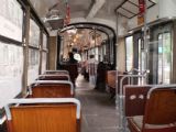 Interiér původně vídeňské tramvaje po řadě let provozu v Sarajevu. 7.5.2009 © Jan Přikryl