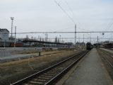 07.04.2012 - Přerov: rozestavěné nádraží v popředí, 141.055-4 a 471.051-3/971.051-8 v pozadí © PhDr. Zbyněk Zlinský