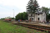M 262.004 počas čakania na križovanie s pravidelným osobným vlakom v Ludaniciach, 22.6.2012, © Miroslav Sekela