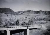 viadukt po dokončení - v pozadí je domček výhybne Pstruháre. 1931 © archív