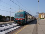 01.08.2012 - Pietra Ligure: Regionálny vlak smer Genova P.P. prichádza k nástupišťu číslo 1 © Martin Kóňa