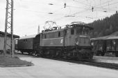 Manipulační vlak v Unzmarku dne 22. 6. 1992 s lokomotivou 1245.524 © Pavel Stejskal