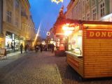 Bautzen/Budyšin: večerní pohled na vánoční trhy, zabírající celou délku ulice Reichenstraße/Bohata droha	5.12.2013	 © Jan Přikryl