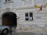 Eisenstadt: rumunský honorární konzul na ulici Joseph Haydn-Gasse asi nemá příliš práce…	6.12.2013	 © Jan Přikryl