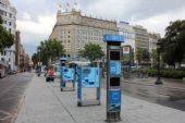 15.06.2014 - Barcelona: Plaça de Catalunya, stanoviště autobusů na letiště © PhDr. Zbyněk Zlinský