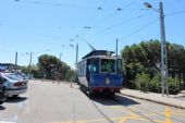15.06.2014 - Barcelona: vůz č. 6 „Tramvia Blau“ odjíždí z konečné Plaça del Doctor Andreu © PhDr. Zbyněk Zlinský