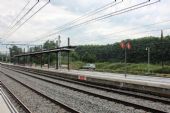 17.06.2014 - Maçanet-Massanes: 3. nástupiště je na hlavní trati Barcelona - Girona © PhDr. Zbyněk Zlinský