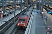 24.9.2014 - Berlin Hbf (tief): vlak IC s lokomotivou 101.033-9 DB © Josef Vendolský