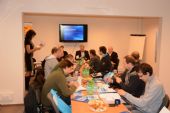 25.11.2014 - Olomouc: pohled na účastníky tiskové konference © Radek Hořínek