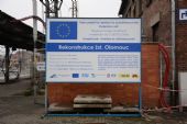 25.11.2014 - Olomouc hl.n.: informační tabule s termíny rekonstrukce © Radek Hořínek