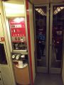Rok 2012, v nórskom osobnom vlaku, automaty na kávu © Janek