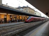 Rok 2012, stanica Bologna Centrale, príchod vlaku © Janek