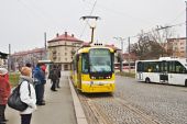 17.02.2015 - Plzeň-Slovany: typ LFR.S Vario, ev. č. 364, odjíždíme na nádraží © Jiří Řechka