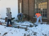 07.02.2015 - Kroměříž, Muzeum KMD: vykopávání návěstidel ze sněhu © Stanislav Plachý