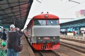 19.9.2015 - Cheb: T 478.1004 na postrku zvl. vlaku z Karlových Varů © Jiří Řechka