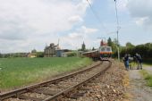 18.05.2016 - Sudoměřice u Bechyně: Os 11120 Tábor - Bechyně opouští nádraží © Karel Furiš