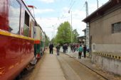 18.05.2016 - Bechyně: ruch mezi 100.003-3 a výpravní budovou © PhDr. Zbyněk Zlinský