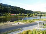 Údolí Labe a přístaviště přívozu do města pod nádražím v Bad Schandau, 23.6.2014 © Jan Přikryl