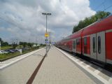 Souprava patrových vozů 4. generace v barvách DB Regio stojí ve stanici Schliengen před odjezdem vlaku RE do Offenburgu, 24.6.2014 © Jan Přikryl