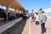 09.06.2016 - gare Monastir: EMU 23 přijíždí jako 34 minut opožděný vlak 509 Sousse Bab Jedid - Mahdia © PhDr. Zbyněk Zlinský