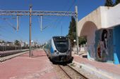09.06.2016 - gare Monastir: EMU 22 přijíždí jako vlak 513 Sousse Bab Jedid - Mahdia © PhDr. Zbyněk Zlinský
