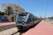 09.06.2016 - gare Monastir: EMU 20 přijíždí jako opožděný vlak 520 Mahdia - Sousse Bab Jedid © PhDr. Zbyněk Zlinský