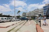 09.06.2016 - Sousse: kolej bývalé spojky překonává kruhový objezd na konci Avenue Mohamed V © PhDr. Zbyněk Zlinský