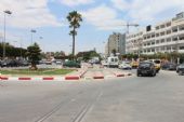 09.06.2016 - Sousse: kolej bývalé spojky překonává kruhový objezd na konci Avenue Mohamed V © PhDr. Zbyněk Zlinský