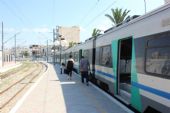 09.06.2016 - station Sousse Bab Jedid: EMU 04 jako vlak 527 do Mahdie při hledání místa © PhDr. Zbyněk Zlinský