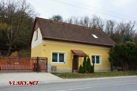 22.3.2017 - Moravany nad Váhom: Dom, ktorý slúžil v minulosti ako stanica © Ondrej Krajňák