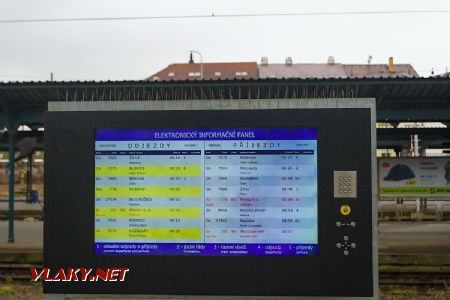 18.04.2017 - Plzeň hl.n.: elektronický informační panel © Jiří Řechka