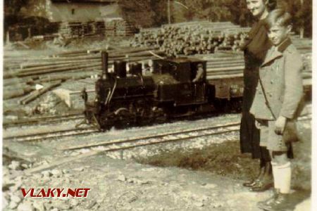U 36.003 počas stavby trate Červená Skala - Margecany, zdroj: železničné info.