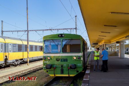 27.5.2017 - Praha-Smíchov: 810.231, zážitkový vlak KDS © Jiří Řechka