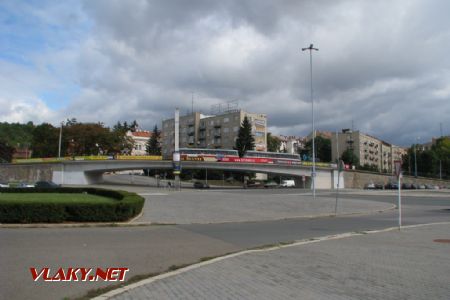 22.09.2008 - Brno: v době své stavby svou konstrukcí světově ojedinělý tramvajový most u výstaviště © PhDr. Zbyněk Zlinský