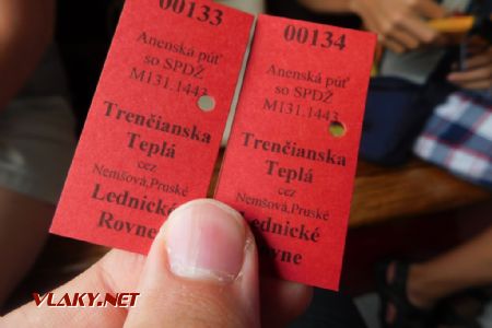 23.07.2017 – čerstvo cvaknuté pamätné cestovné lístky z mimoriadneho vlaku © Michal Mazánik
