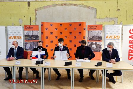 28.04.2021 - Praha hl.n.: slav.podpis smlouvy na rekonstrukci interiérů historické Fantovy budovy © Jiří Řechka