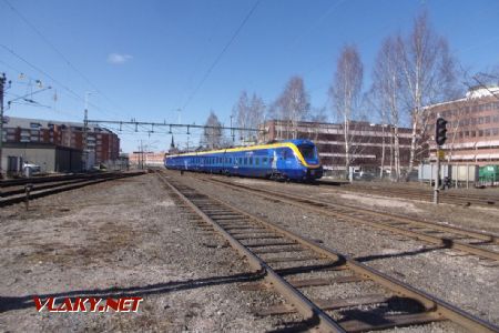 Elektrická jednotka řady X62 posunuje v barvách systému Norrtåg ve stanici Sundsvall, 15.04.2021 © Jan Přikryl