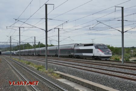 Avignon TGV: Réseau Duplex v nátěru inOui…, 24. 5. 2022 © Libor Peltan