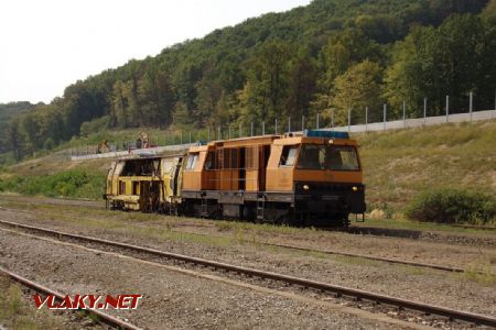 Jeden služobný vlak vedený PA-čkom, 19.8.2022, Lovinobaňa © S.Langhoffer