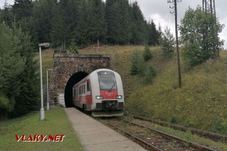 861 105-09 ako letný vlak ZSSK z Margecian do Zvolena © Jaro Vybo, 20.8.2022