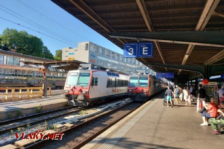 Fribourg, setkání vlaků Domino, 16.8.2022 © Tomáš Kraus