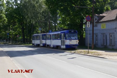 Rīga/Ziepniekkalna iela: T3A na jednokolejné trati do Bišmuiži, 9. 6. 2023 © Libor Peltan