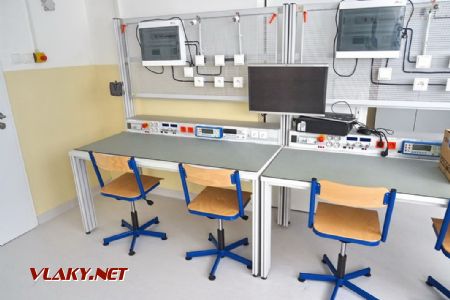 Odborné laboratóriá pre elektrotechniku a praktické cvičenia © SPŠD Trnava