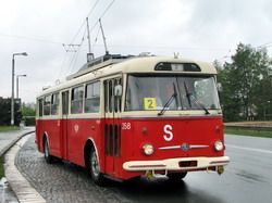 Jak hradecké trolejbusy slavily šedesátiny